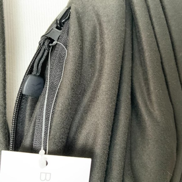 Beyond Yoga Brown Hidden Pocket Infinity Scarf New - Picture 9 of 16